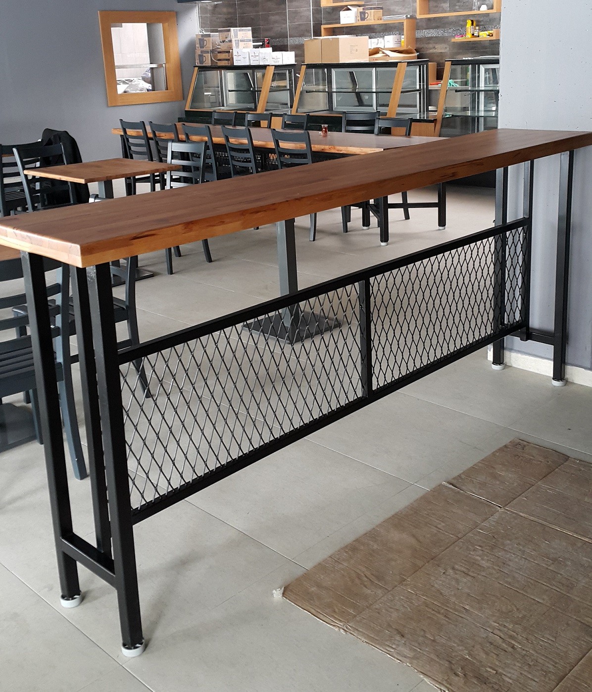 Satılık Bar Masası 45 x 245 x 110 cm