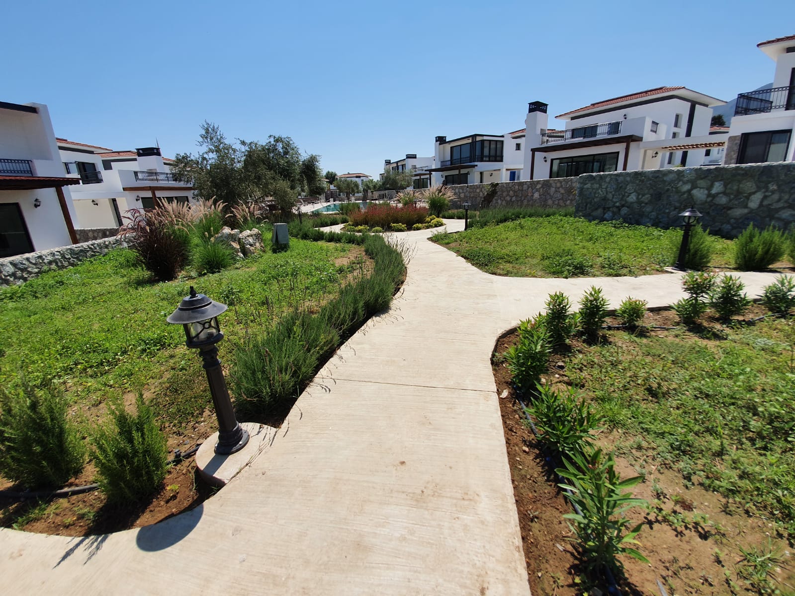 Kıbrıs Girne Doğanköy Hemen Taşınmaya Hazır Projeden Evler