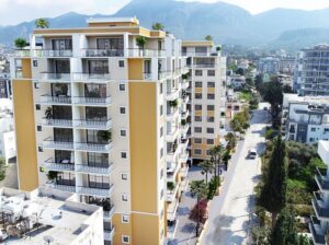 Kıbrıs Girne Satılık 2+1 Apartman Dairesi
