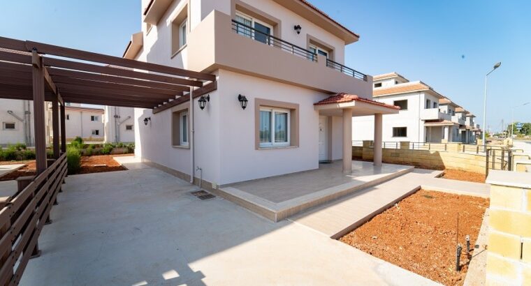 Kıbrıs İskele Satılık 3+1 170 M2 Site içinde Villa