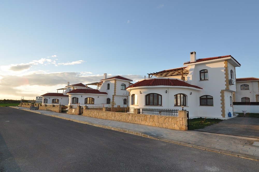 Kıbrıs İskele Satılık Oturuma Hazır Dubleks Villa