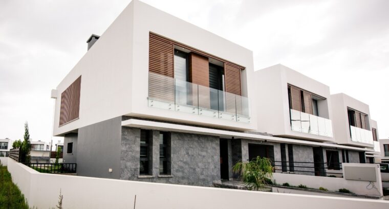 Kıbrıs Lefkoşa Satılık Site içinde 3+1 Villa
