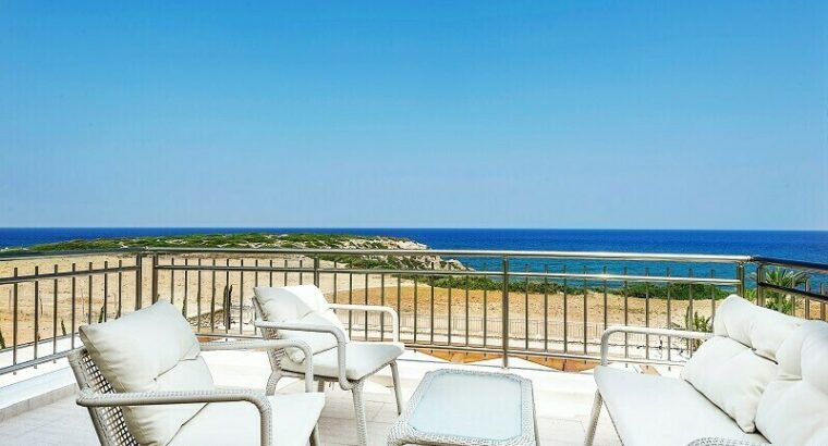Kıbrıs Gazimağusa Tatlısu Satılık 6+1 villa