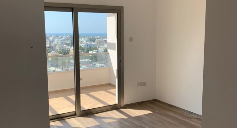 Kıbrıs Girne Merkez Satılık 4+1 Penthouse