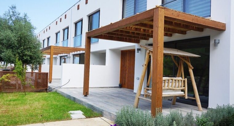 Kuzey Kıbrıs Girne Vadi Arası Yeşillik İçinde Villa Projesi