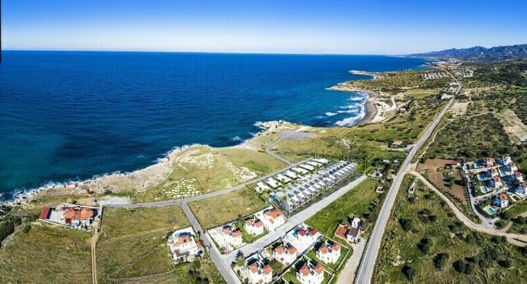 Kıbrıs Girne Esentepe Satılık 4+1 Özel Yüzme Havuzlu
