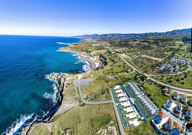 Kıbrıs Girne Esentepe Satılık Özel Yüzme Havuzlu 3+1