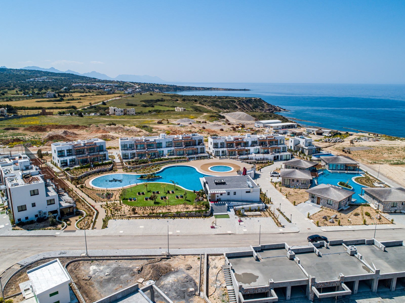 Kıbrıs Girne Esentepe Satılık 2+1 Deniz Kenarı Yazlık