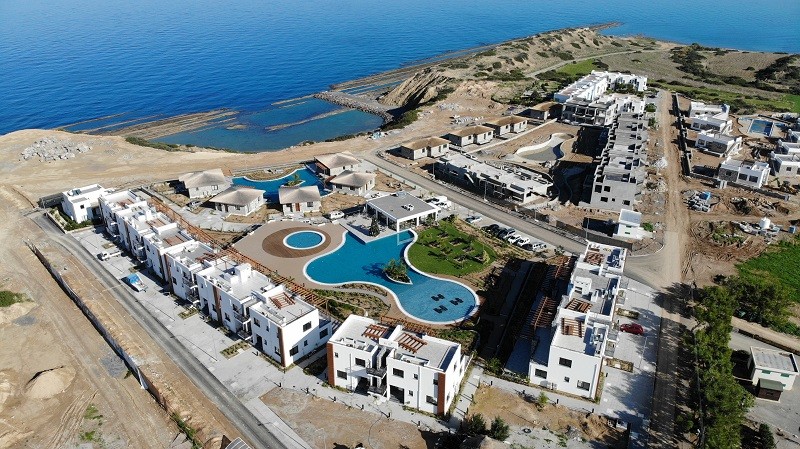 Kıbrıs Girne Esentepe Satılık 3+1 Deniz Kenarı Villa