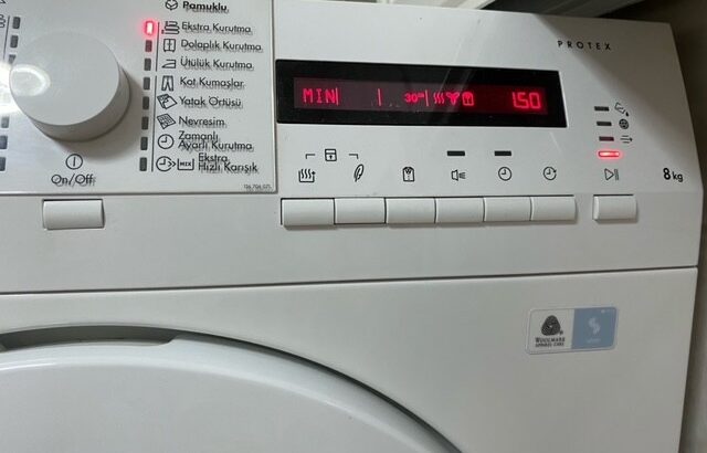 AEG 8Kg Çamaşır Kurutma Makinesi