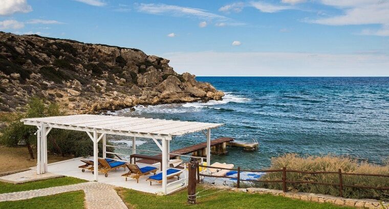 Kıbrıs Gazimağusa Tatlısu Satılık 5+1 Villa