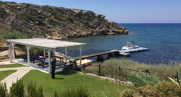 Kıbrıs Gazimağusa Tatlısu Kendi Özel Plajı Olan Satılık 5+1