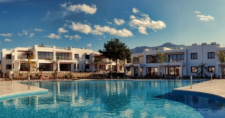 Kıbrıs Girne Esentepe Satılık 2+1 Tatil için Ev