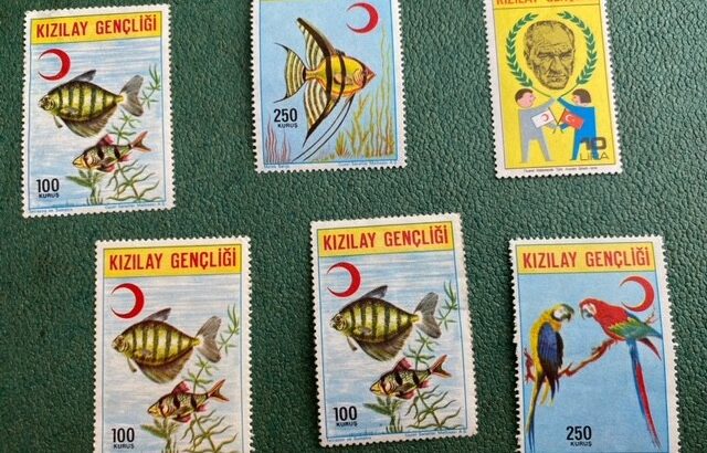 Kızılay Gençliği Özel Seri antika pullar