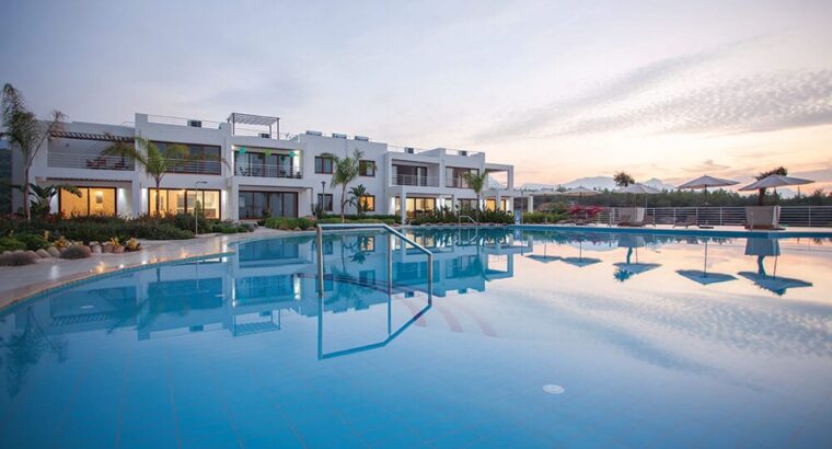 Kıbrıs Girne Esentepe 2+1 Satılık Yazlık Site içi