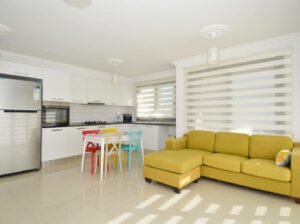 Kıbrıs Girne Merkez Oturuma Hazır 1+1 Apartman Dairesi
