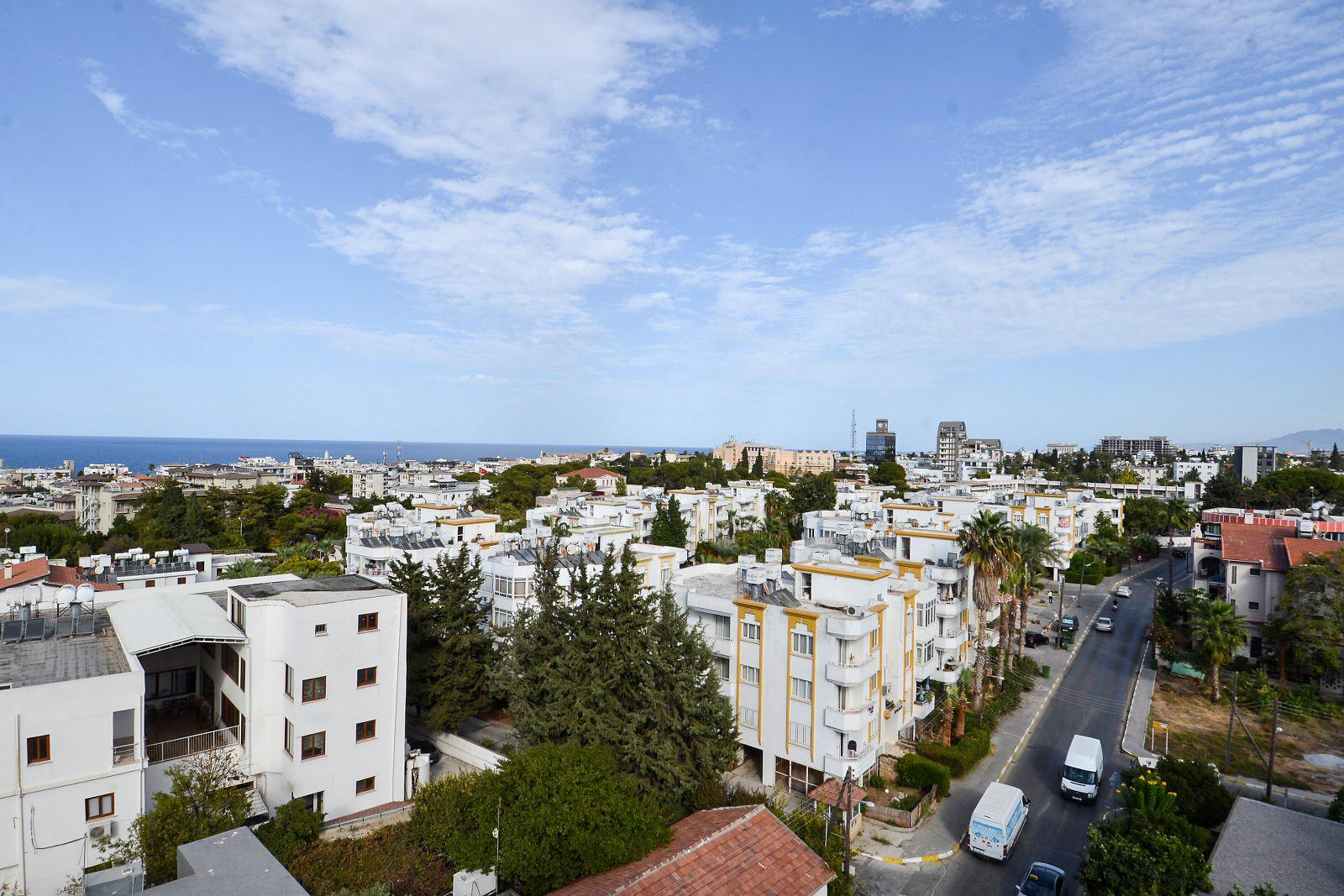 Kıbrıs Girne Merkez Oturuma Hazır 1+1 Apartman Dairesi