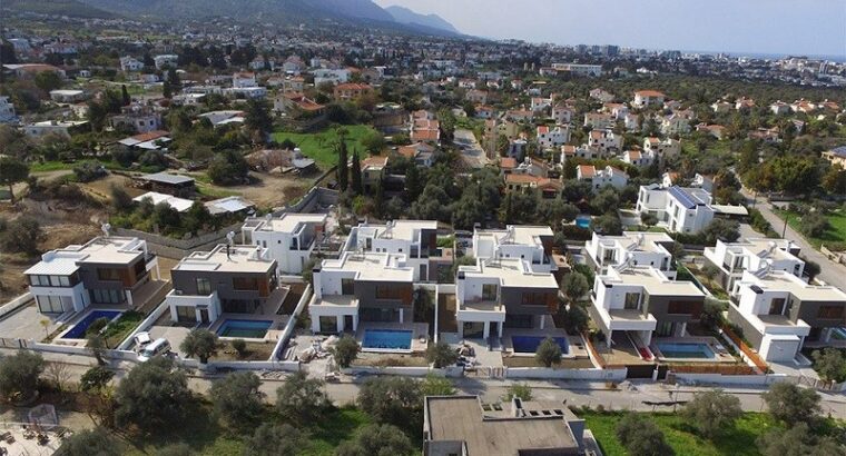 Kıbrıs Girne Ozanköy Satılık Dubleks Havuzlu 3+1 Villa