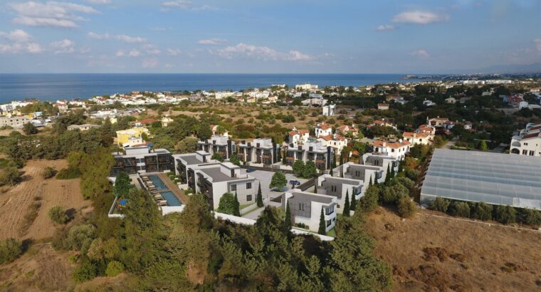 Girne Kıbrıs Alsancak Satılık 175 m2 Site içi Villa
