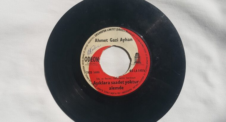 Ahmet Gazi Ayhan Altın Yüzüğü Şak Şak 45 lik Plak